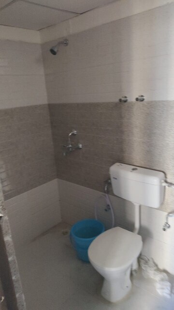 Bathroom in 2 BHK Apartment at Signature Orchard Avenue 2, Sector 93 – for Rent