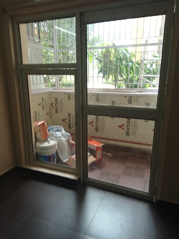 Balcony in 2.5 BHK Apartment at Aims Golf City, Sector 75 – for Rent