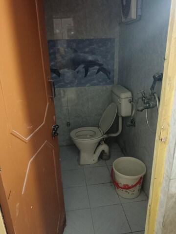 Bathroom in 3 BHK Apartment at RWA Pocket R Dilshad Garden, Dilshad Garden – for Rent