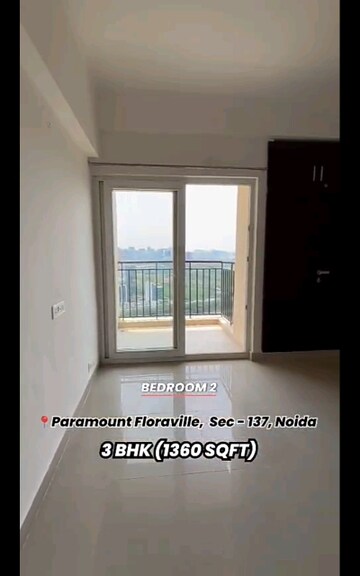 Room in 3 BHK Apartment at Paramount Floraville, Sector 137 – for Sale