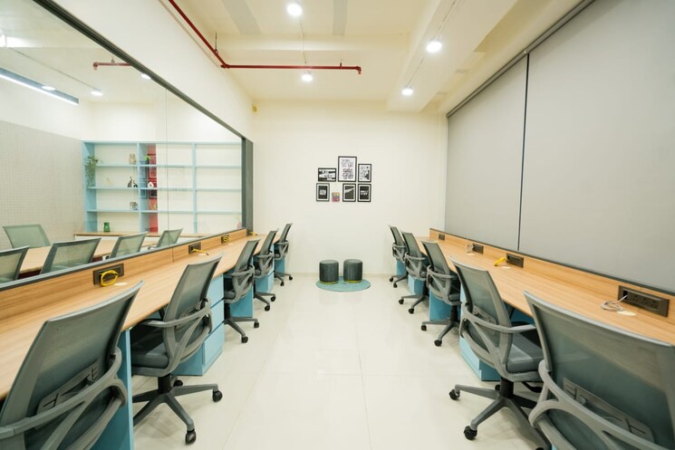 Team Area, nehru nagar Commercial Office Space 1386 Sq.Ft. In Nehru Nagar Ahmedabad 8963299