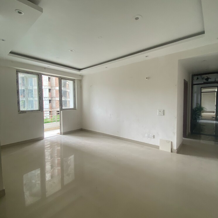 Room, sector 89 3 Bedroom 1500 Sq.Ft. Apartment In Sector 89 Faridabad 8963341