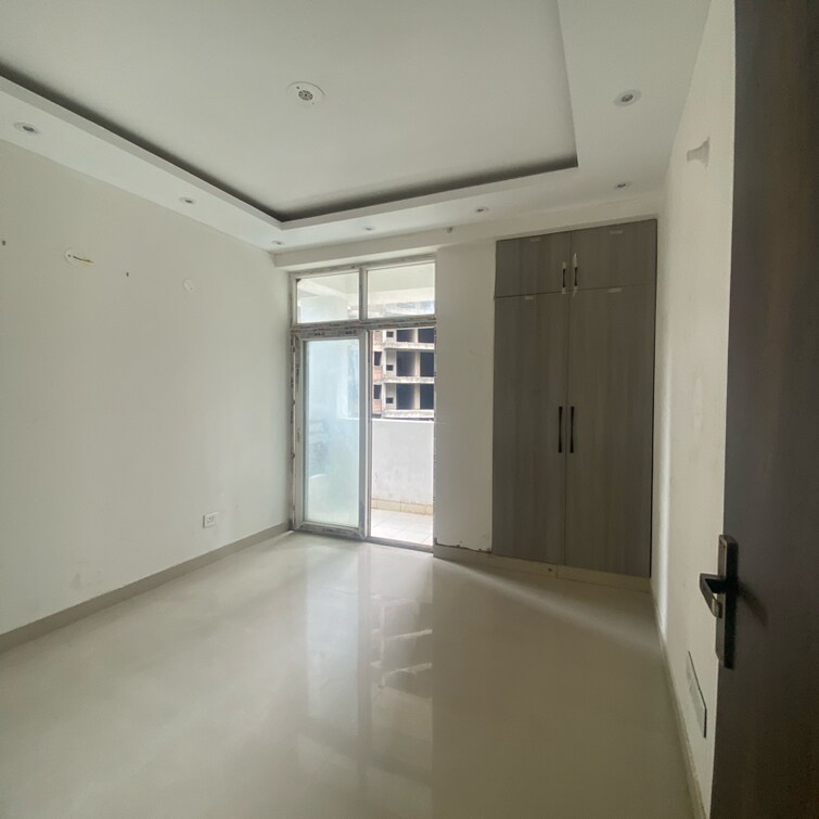 Cover Image, sector 89 3 Bedroom 1500 Sq.Ft. Apartment In Sector 89 Faridabad 8963341