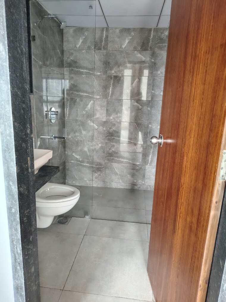 Bathroom, goel-ganga-utopia 2 Bedroom 1100 Sq.Ft. Apartment In Bavdhan Pune 8963335