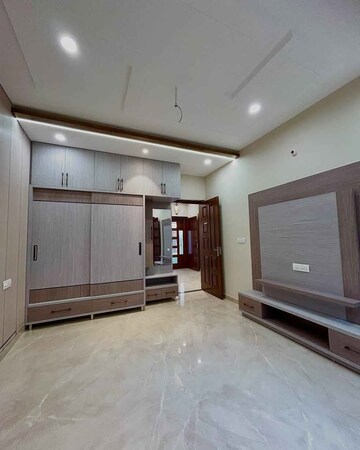 Room in 2 BHK Villa at Hoodi – for Sale