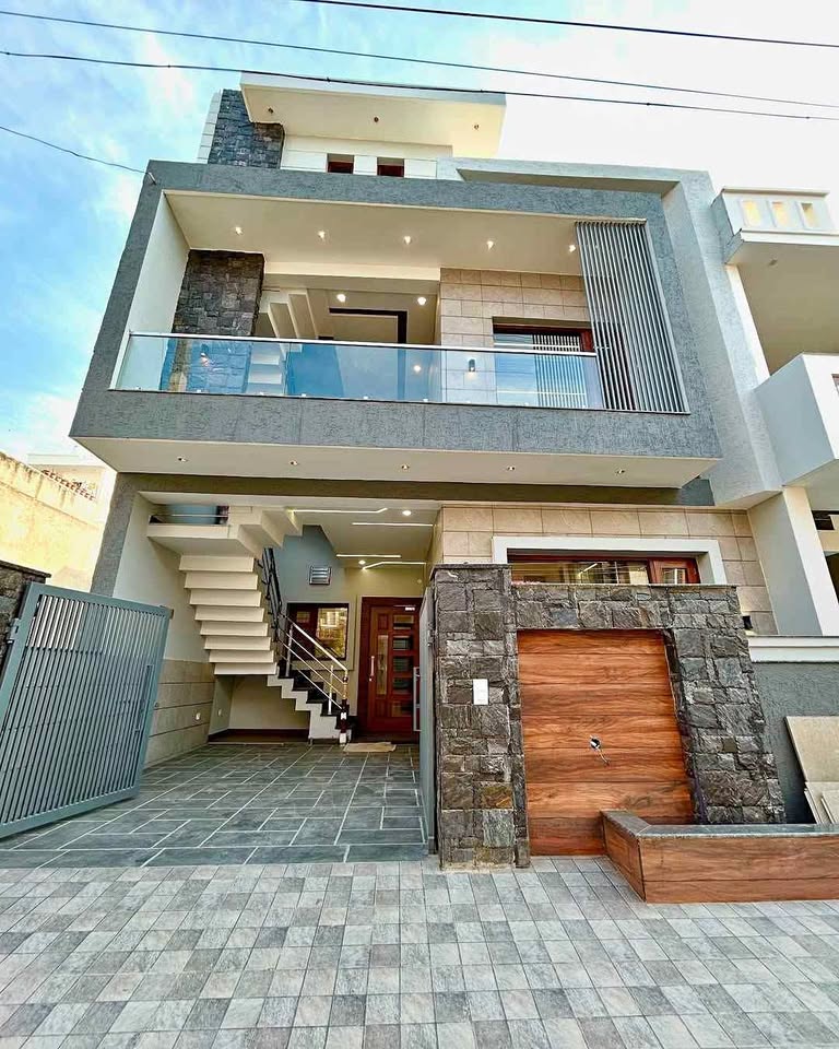 2 BHK + Pooja Room Villa For Sale in Hoodi