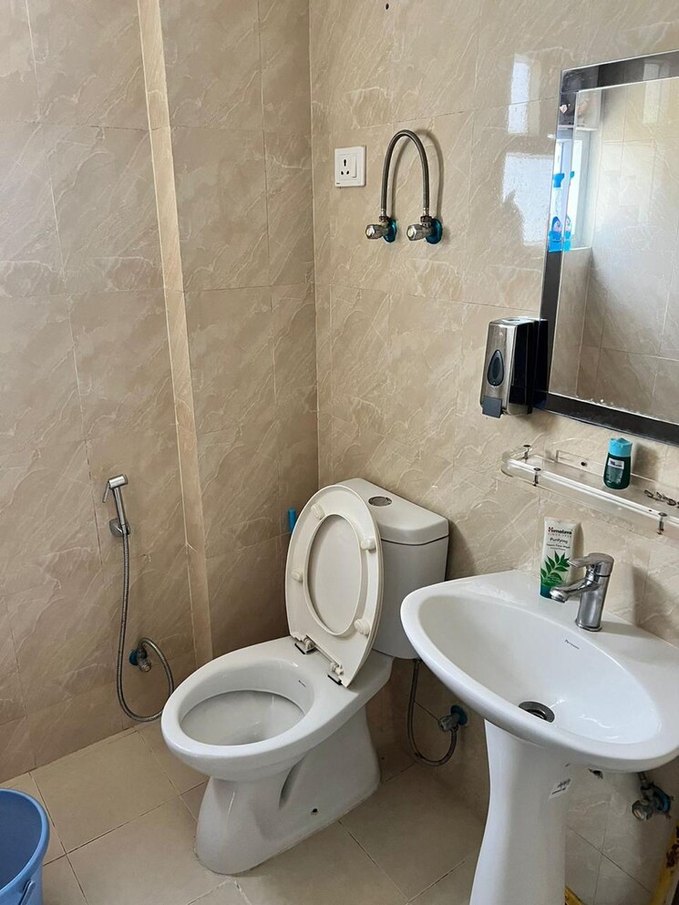 Bathroom, sam-palm-olympia 2 Bedroom 893 Sq.Ft. Apartment In Sector 16c Greater Noida Greater Noida 8963327