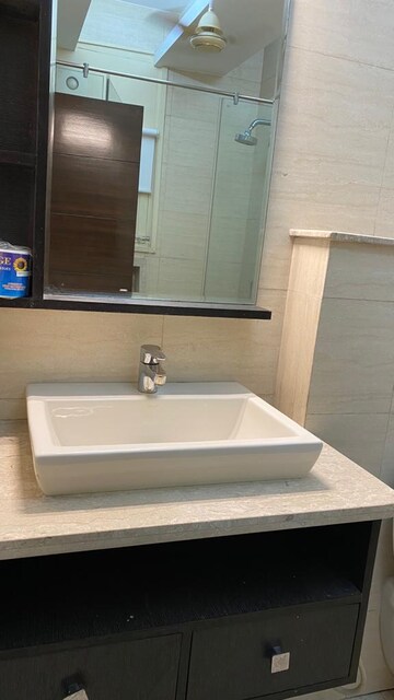 Master Bedroom in 3 BHK Builder Floor at Boutique Residential Apartments A-4 1, Vasant Vihar – for Rent