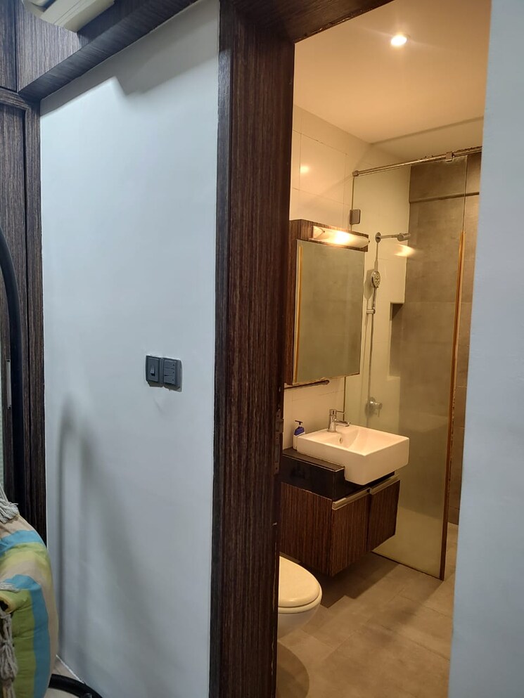 Bathroom, sheth-vasant-lawns 3 Bedroom 1162 Sq.Ft. Apartment In Laxmi Nagar Thane 8963350