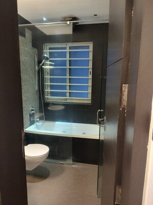 Bathroom in 3 BHK Apartment at Sheth Vasant Lawns, Laxmi Nagar – for Sale