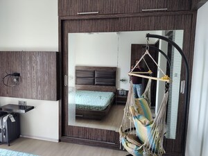 Room in 3 BHK Apartment at Sheth Vasant Lawns, Laxmi Nagar – for Sale