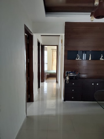 Furnished Amenities in 3 BHK Apartment at Sheth Vasant Lawns, Laxmi Nagar – for Sale