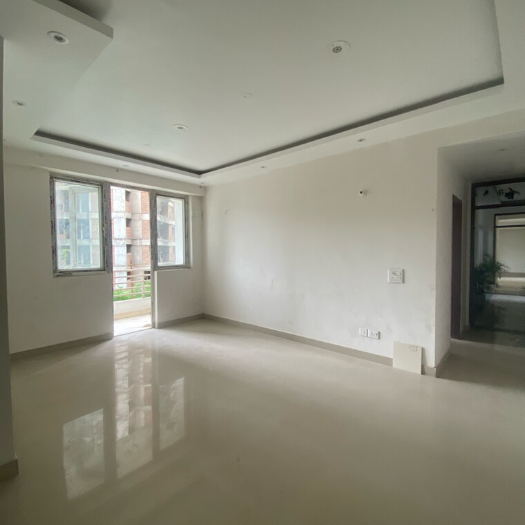 Room, sector 89 3 Bedroom 1500 Sq.Ft. Apartment In Sector 89 Faridabad 8963352