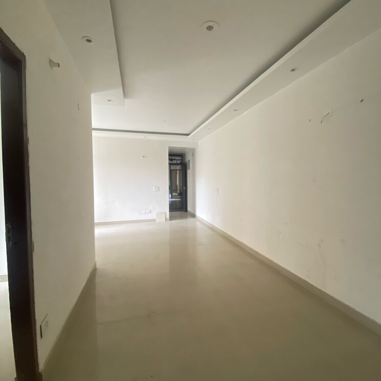 Room, sector 89 3 Bedroom 1500 Sq.Ft. Apartment In Sector 89 Faridabad 8963352