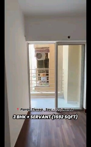 Room in 3 BHK Apartment at Paras Tierea, Sector 137 – for Sale