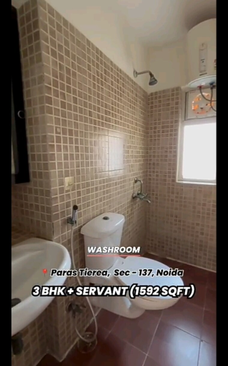 Bathroom, paras-tierea 3 Bedroom 1592 Sq.Ft. Apartment In Sector 137 Noida 8963395