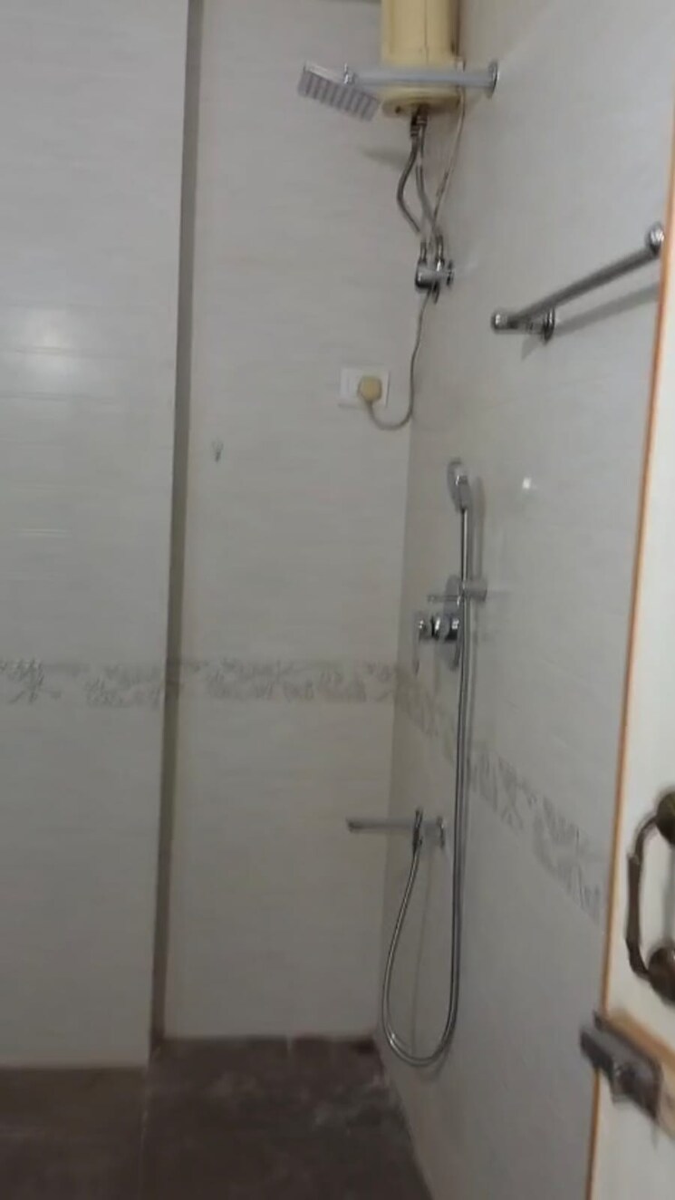 Bathroom, chembur 3 Bedroom 1430 Sq.Ft. Apartment In Chembur Mumbai 8963392