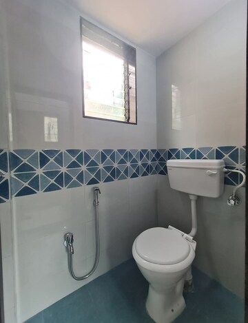 Bathroom in 1 BHK Apartment at Malad West – for Rent
