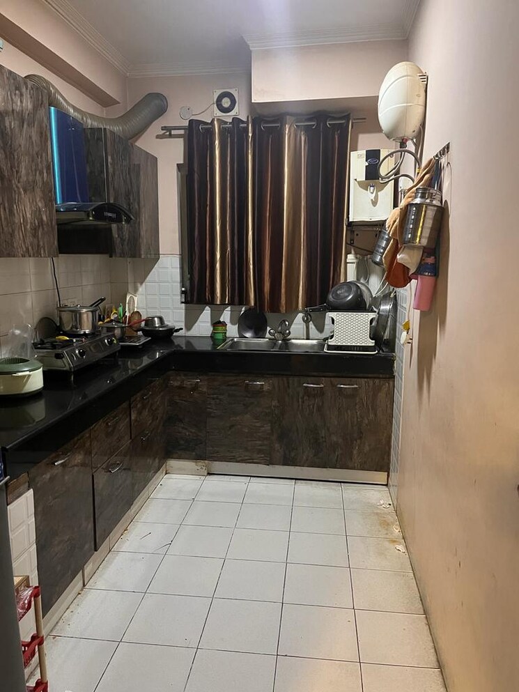 Kitchen, bptp-park-81 3 Bedroom 1778 Sq.Ft. Apartment In Sector 81 Faridabad 8963407