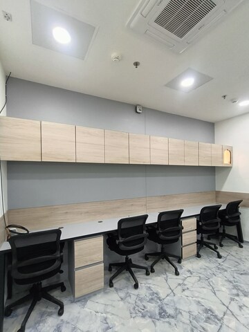  Office Space For Rent in Mani Casadona, New Town