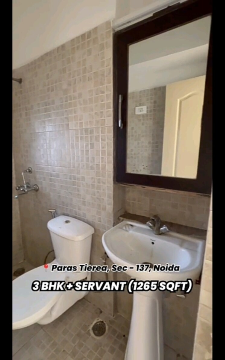 Bathroom, paras-tierea 3 Bedroom 1285 Sq.Ft. Apartment In Sector 137 Noida 8963440