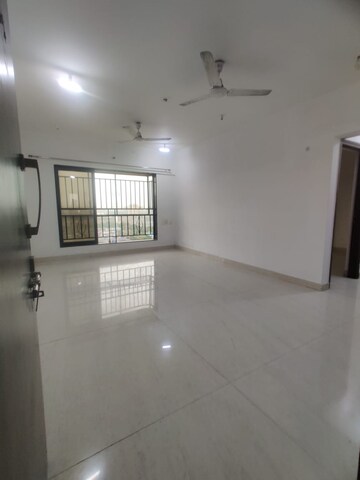 Room in 2 BHK Apartment at Neelkanth Gardens, Chembur – for Rent