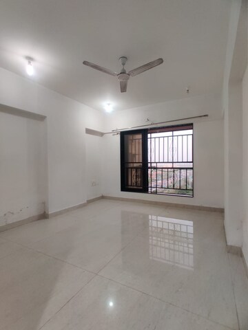 Room in 2 BHK Apartment at Neelkanth Gardens, Chembur – for Rent