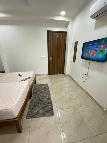 Bedroom in 1 BHK Apartment at Saket – for Rent