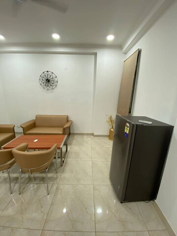 Furnished Amenities in 1 BHK Apartment at Saket – for Rent