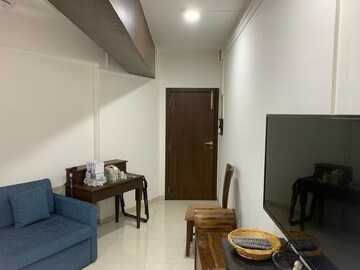 Team Area in 2 BHK Apartment at Malabar Hill – for Rent