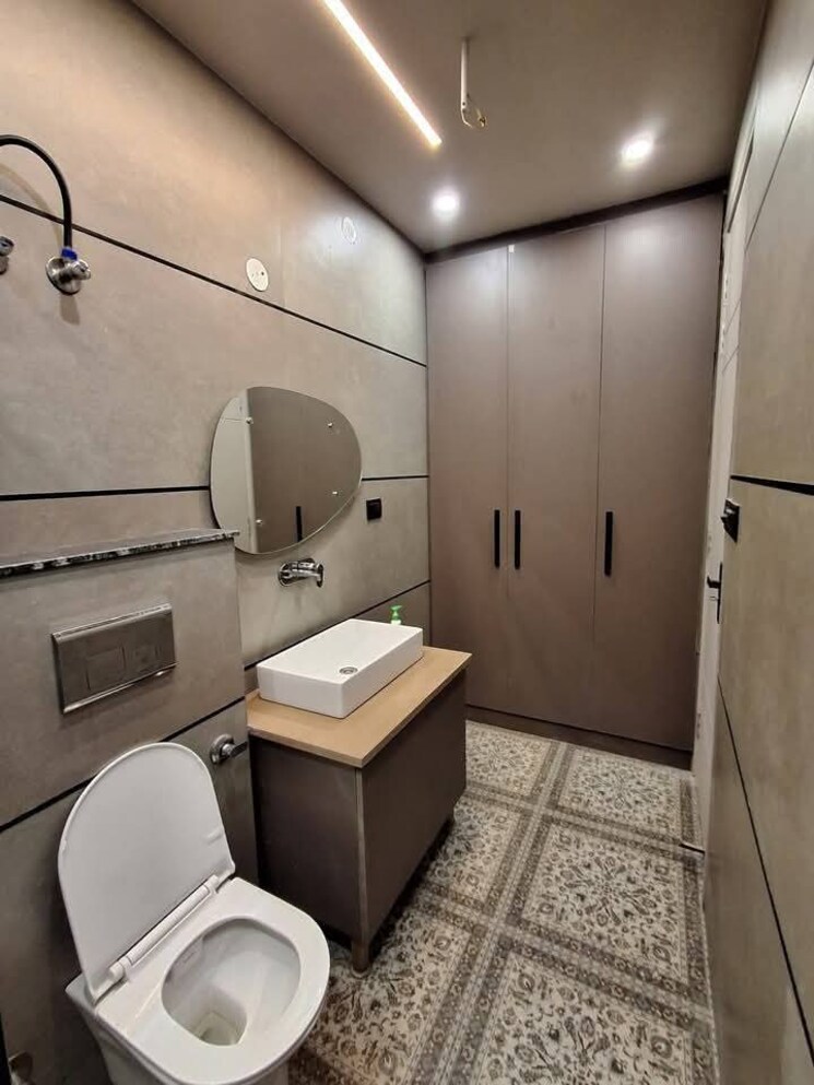 Attached Bathroom, saket 2 Bedroom 1000 Sq.Ft. Apartment In Saket Delhi 8963452