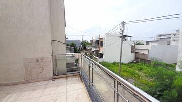 Balcony in 3 BHK Villa at Boriyakhurd – for Rent