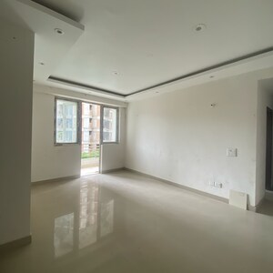 Room in 3 BHK Apartment at Sector 89 – for Sale