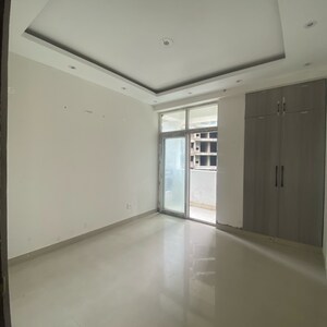 Room in 3 BHK Apartment at Sector 89 – for Sale