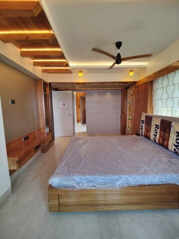 Bedroom in 2 BHK Apartment at Prabhadevi – for Rent