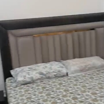Bedroom in 2.5 BHK Apartment at Logix Blossom County, Sector 137 – for Rent