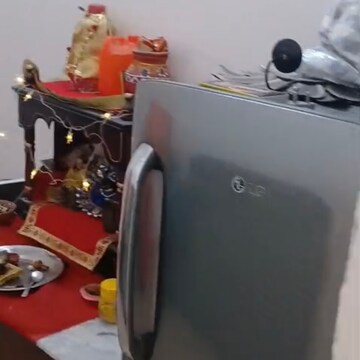 Furnished Amenities in 2.5 BHK Apartment at Logix Blossom County, Sector 137 – for Rent