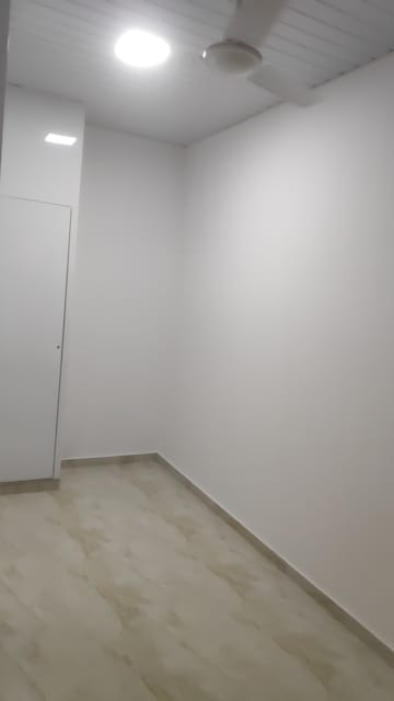 Room in 2 BHK Apartment at Hiranandani Zen Atlantis, Powai – for Rent