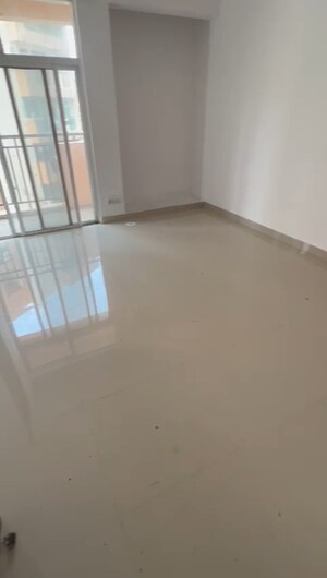 Room in 2.5 BHK Apartment at Paramount Symphony, Sain Vihar – for Sale