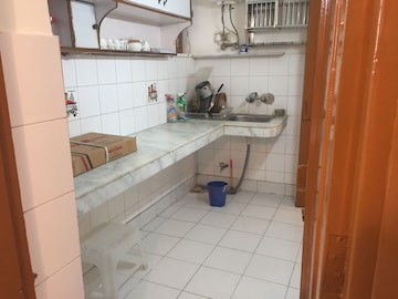 Bathroom in 3 BHK Builder Floor at Sector 48 – for Rent