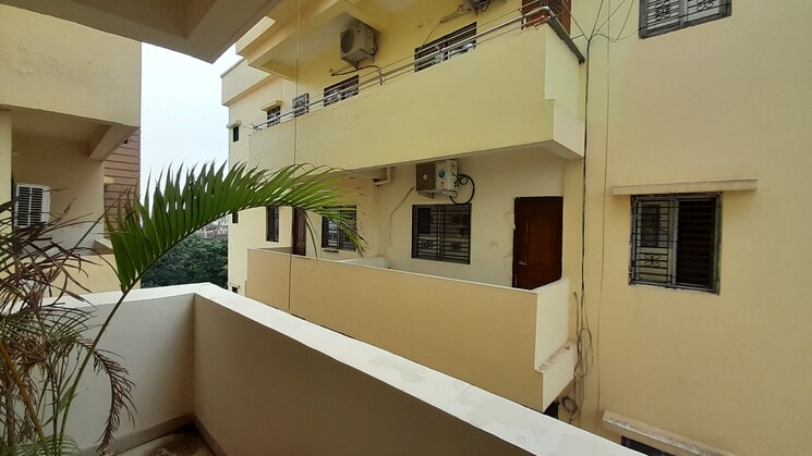 Balcony, mahaveer nagar 2 Bedroom 1750 Sq.Ft. Apartment In Mahaveer Nagar Raipur 8963670