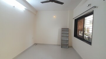 Room in 2 BHK Apartment at Mahaveer Nagar – for Rent