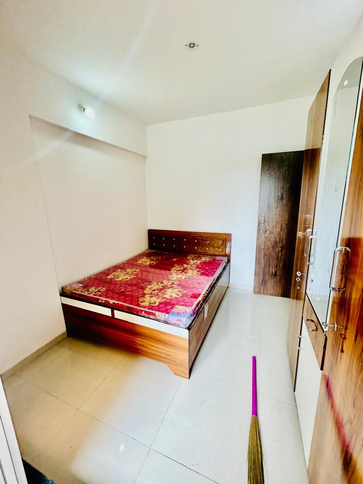 Bedroom, gurukrupa-pg-vatika 1 RK 460 Sq.Ft. Apartment In Badlapur East Thane 8963611
