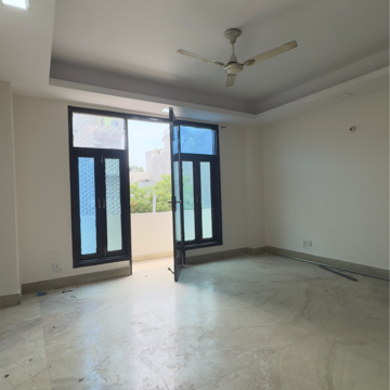 Room in 3 BHK Apartment at Chattarpur – for Rent