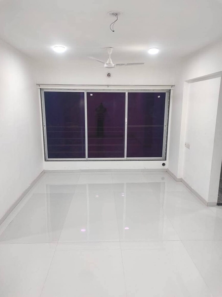 Room, goregaon west 2.5 Bedroom 775 Sq.Ft. Apartment In Goregaon West Mumbai 8963664