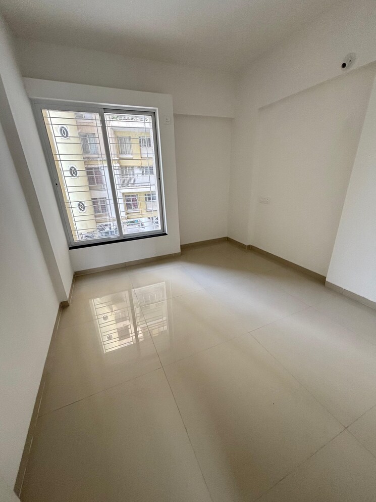 Room, galore-park 3 Bedroom 1500 Sq.Ft. Apartment In Bavdhan Pune 8963659