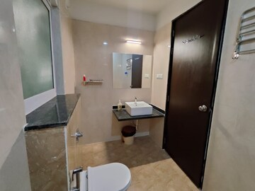 Attached Bathroom in 3 BHK Apartment at Indira Nagar – for Rent
