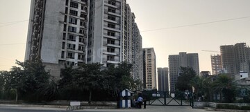 2 BHK Apartment – Exterior View View at Jaypee Kensington Boulevard, Sector 131 - for Rent