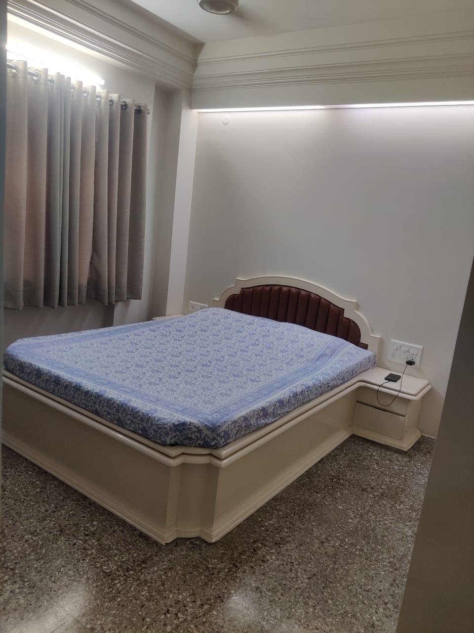 1 BHK Apartment For Rent in JVM Pearl