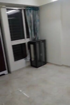 Room in 2 BHK Apartment at Lodha Amara, Kolshet Road – for Sale